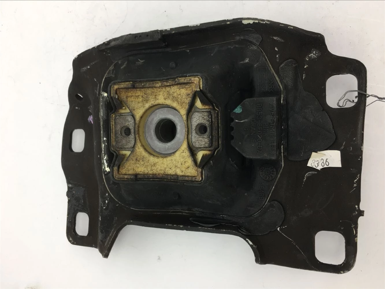 2012-2018 Ford Focus Driver Upper Transmission Mount Av6z-6068-A  A5815