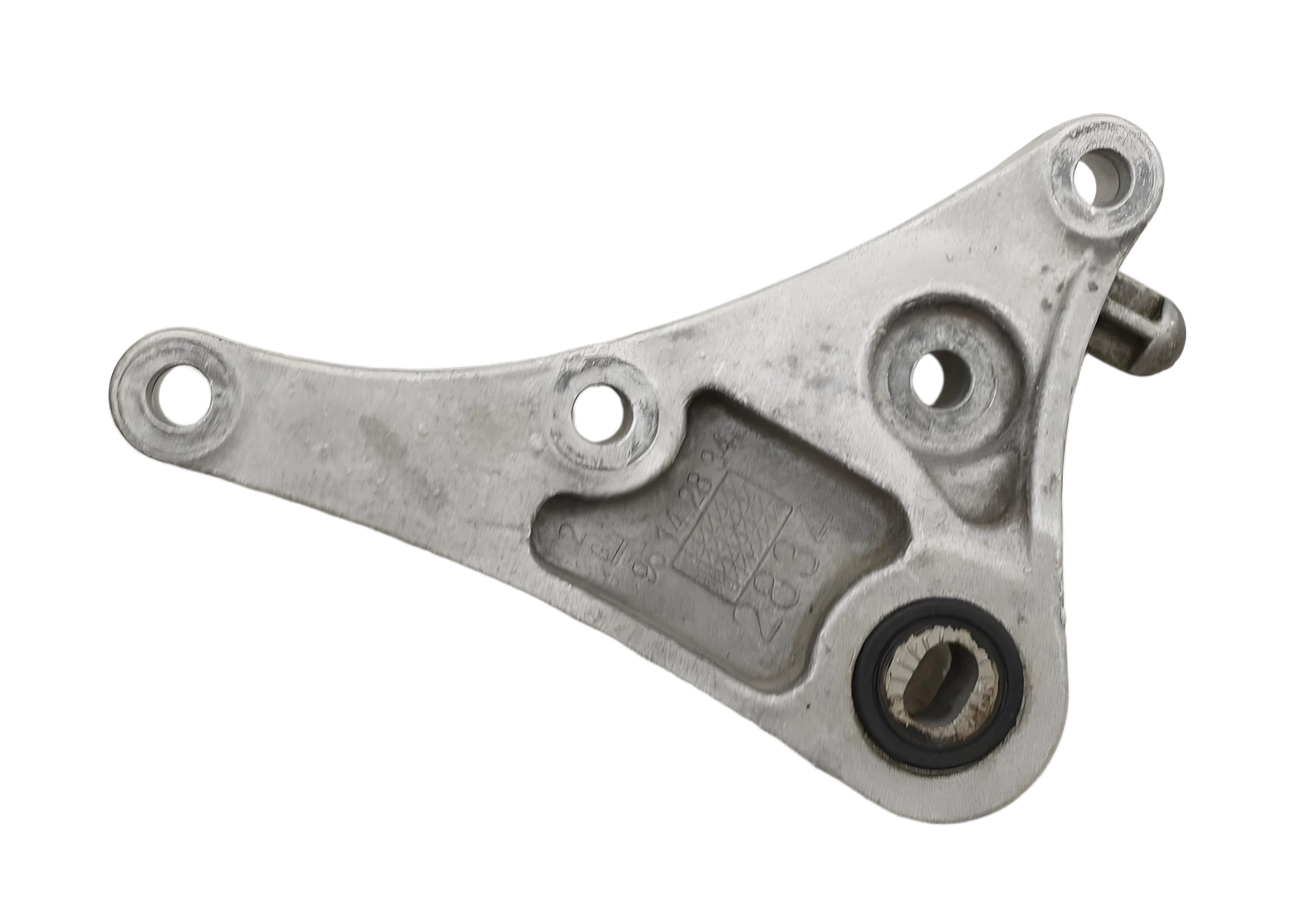 1C10706 Automatic Transmission Mount Bracket Buick Encore Chevrolet Trax  1.4L OE1 95142834 OE2 7868